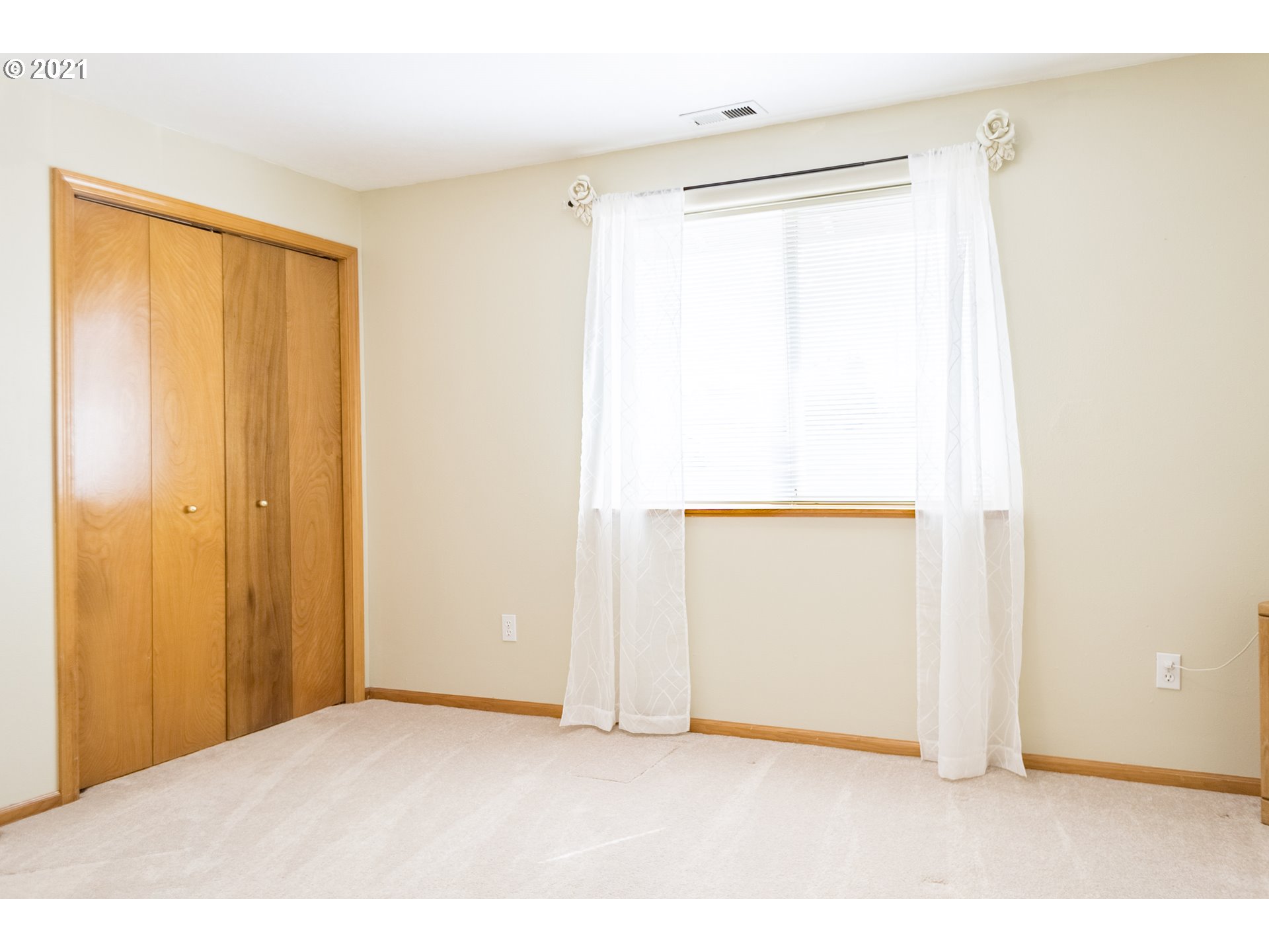 4577 Spring Meadow Avenue Eugene, OR 97404 - Photo 13 of 23 Gallery Image 13