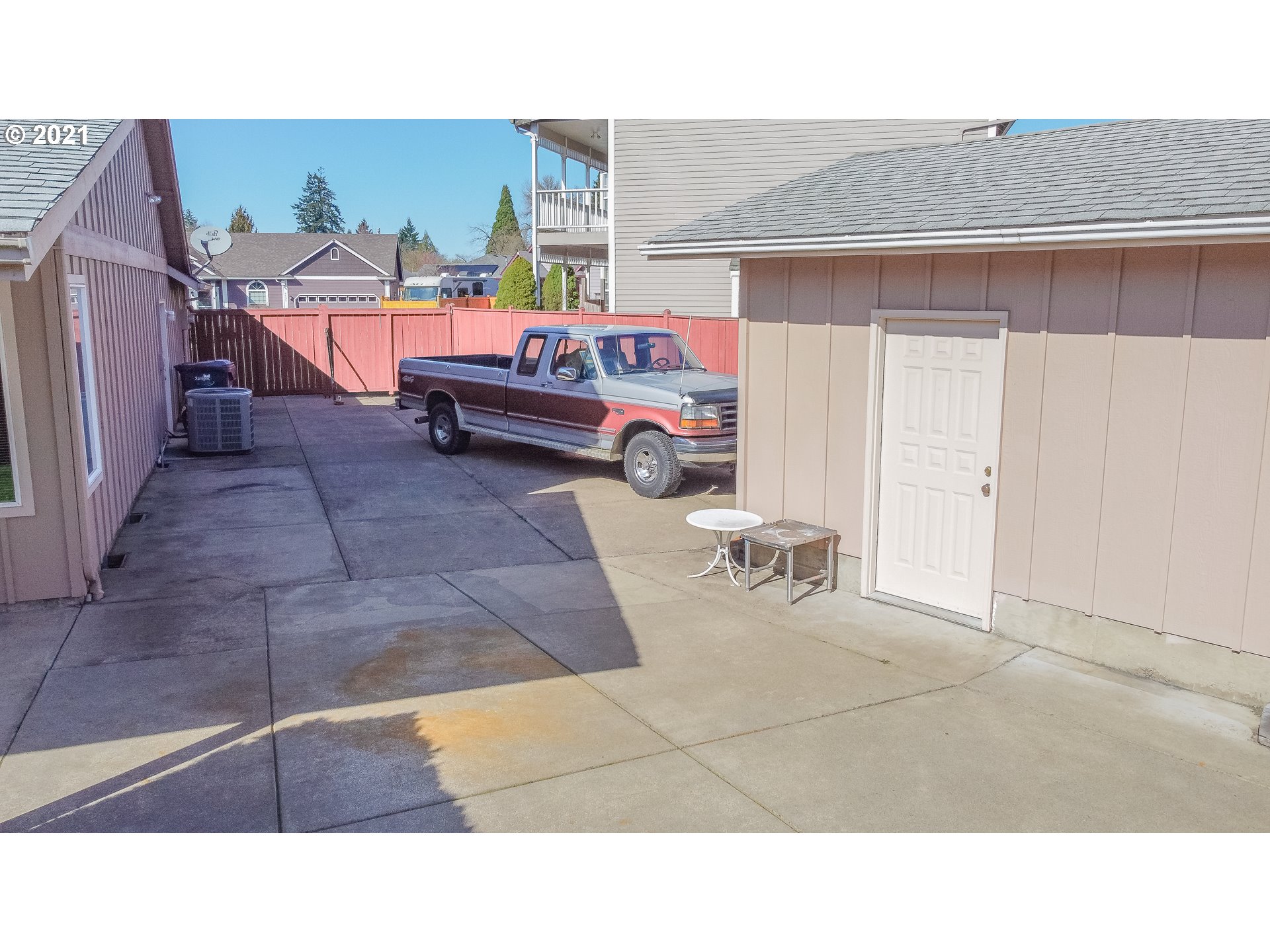 4577 Spring Meadow Avenue Eugene, OR 97404 - Photo 20 of 23 Gallery Image 20