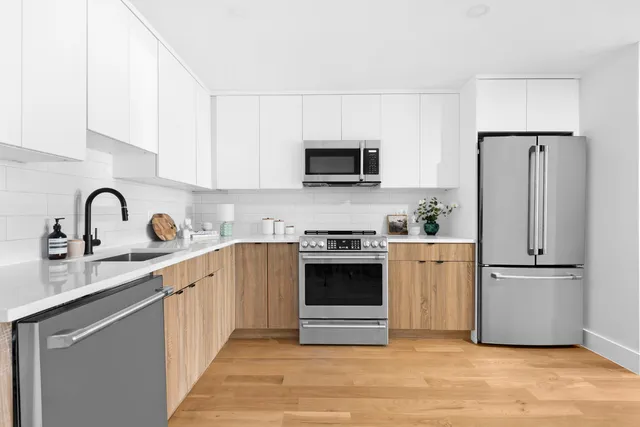 $1,475,000 | 256 Putnam Avenue, Unit 1 | Bedford-Stuyvesant