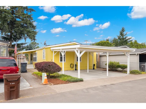 $147,000 | 17520 Southeast 82nd Drive, Clackamas, OR 97015