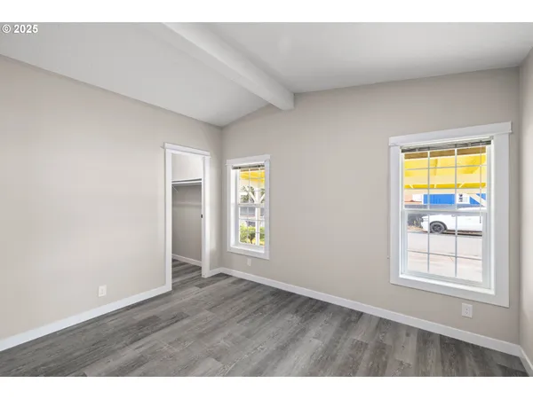 $147,000 | 17520 Southeast 82nd Drive, Clackamas, OR 97015