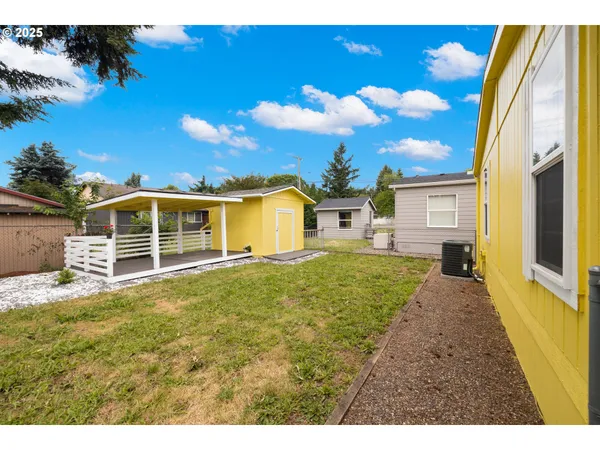 $147,000 | 17520 Southeast 82nd Drive, Clackamas, OR 97015