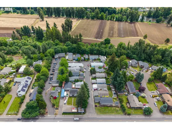 $147,000 | 17520 Southeast 82nd Drive, Clackamas, OR 97015