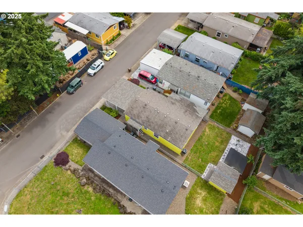 $147,000 | 17520 Southeast 82nd Drive, Clackamas, OR 97015