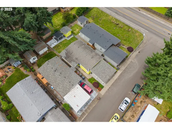 $147,000 | 17520 Southeast 82nd Drive, Clackamas, OR 97015