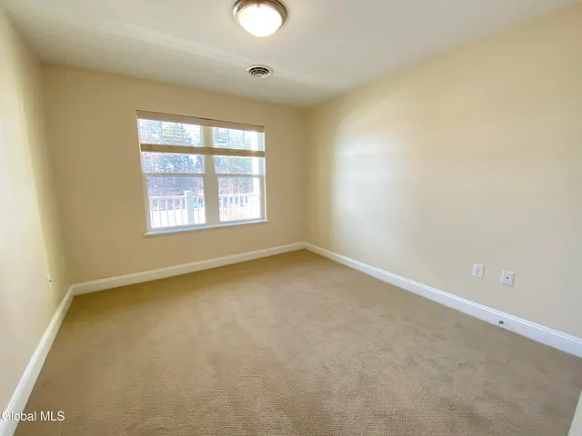 $2,091 | 74 Weibel Avenue, Unit 11HP208, Saratoga Springs, NY 12866