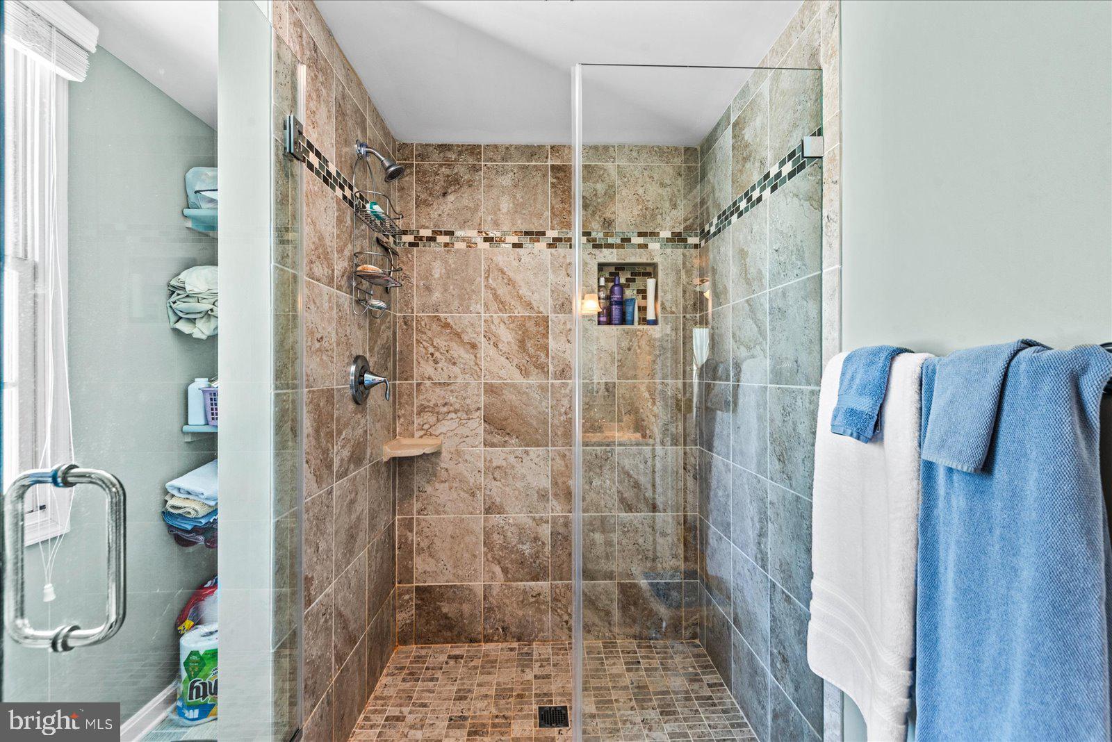 720 Bancroft Avenue Colonial Beach, VA 22443 - Photo 31 of 59 a bathroom with a shower