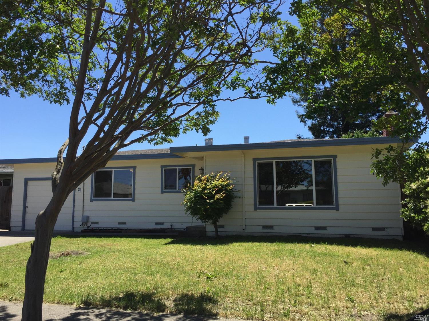 728 Sunny Manor Way Santa Rosa, CA 95401 - Photo 1 of 1 Gallery Image 1