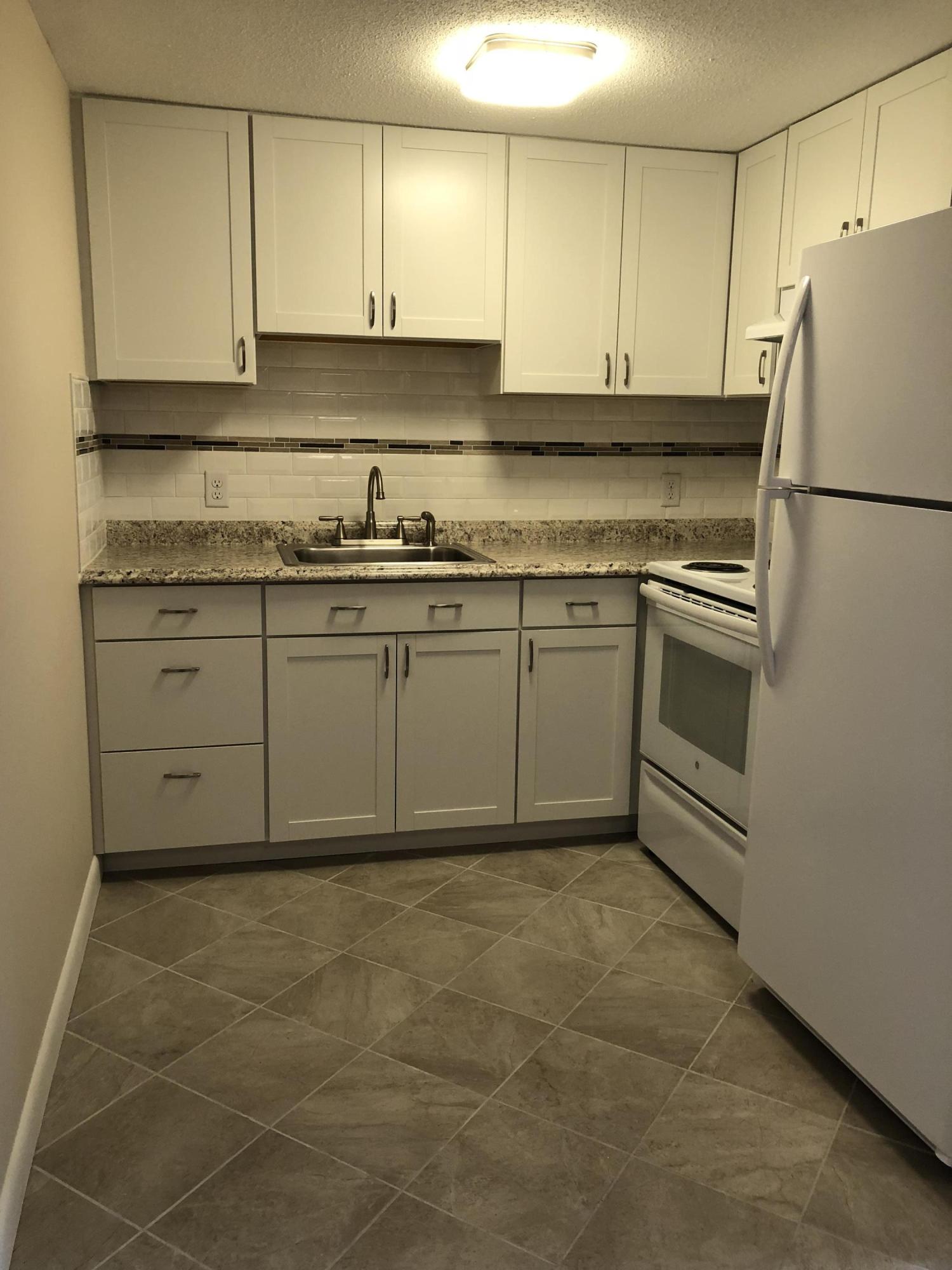 190 Upper County Road, Unit U7 Dennis, MA 02639 - Photo 5 of 14 kitchen