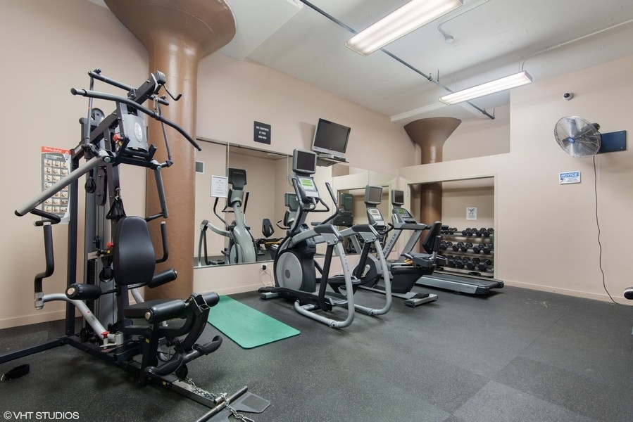 1224 West Van Buren Street, Unit 423 Chicago, IL 60607 - Photo 15 of 20