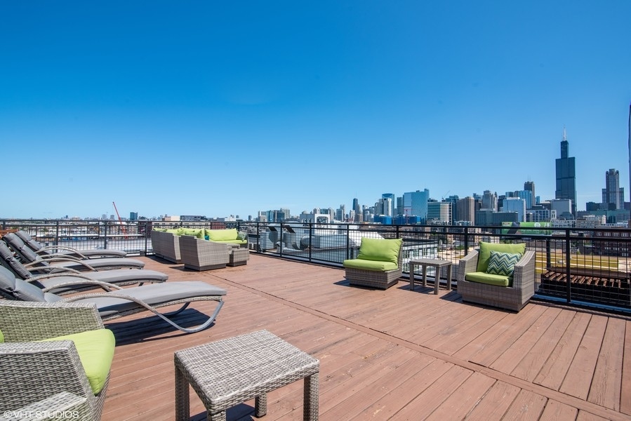 1224 West Van Buren Street, Unit 423 Chicago, IL 60607 - Photo 18 of 20