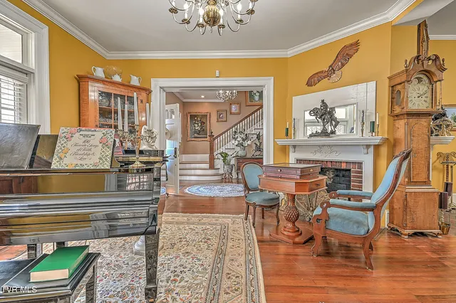 $719,000 | 529 Taylor Street, Bristol, TN 37620