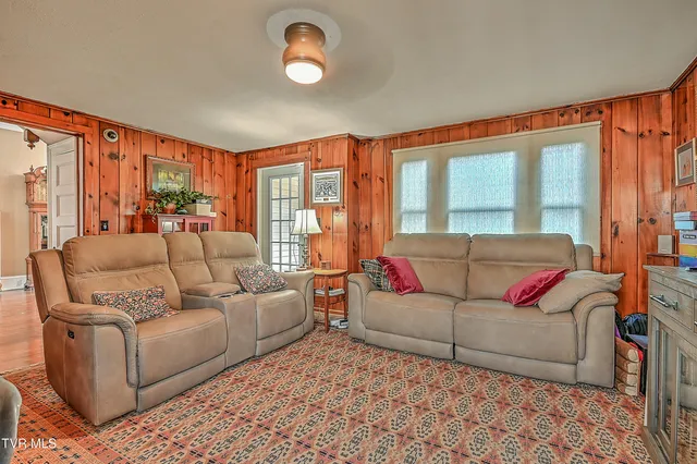 $719,000 | 529 Taylor Street, Bristol, TN 37620