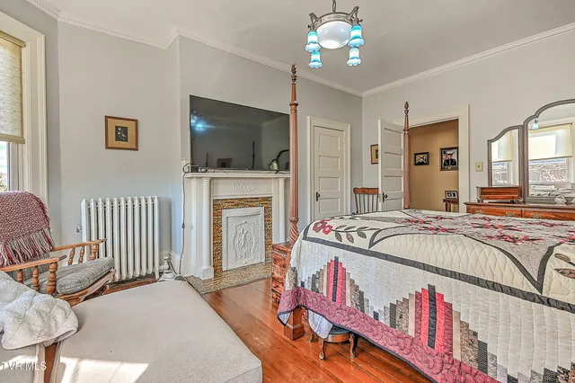 $719,000 | 529 Taylor Street, Bristol, TN 37620