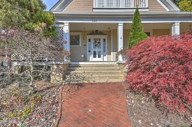 $719,000 | 529 Taylor Street, Bristol, TN 37620