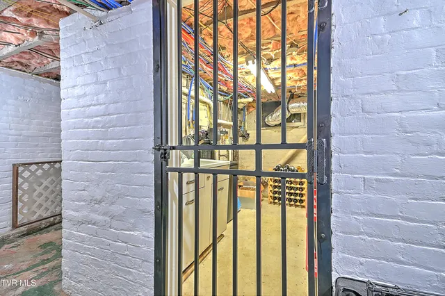 $719,000 | 529 Taylor Street, Bristol, TN 37620