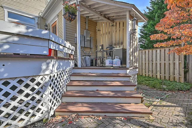 $719,000 | 529 Taylor Street, Bristol, TN 37620