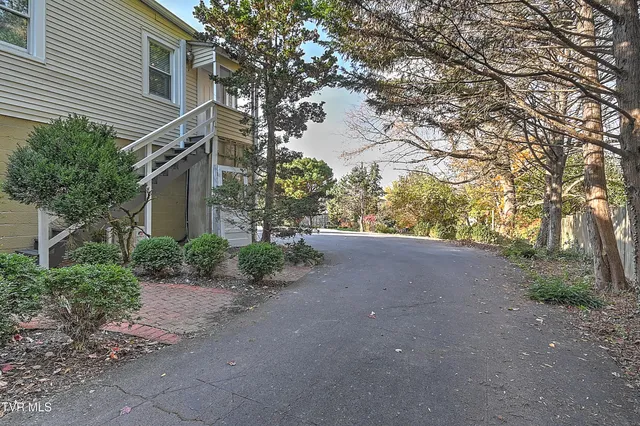 $719,000 | 529 Taylor Street, Bristol, TN 37620