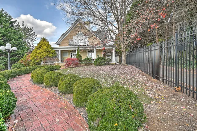 $719,000 | 529 Taylor Street, Bristol, TN 37620