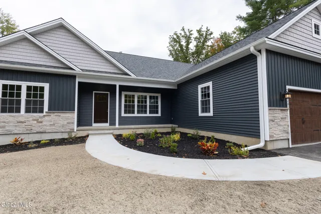 $724,900 | 281 Edie Road, Saratoga Springs, NY 12866