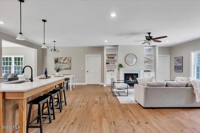 $724,900 | 281 Edie Road, Saratoga Springs, NY 12866