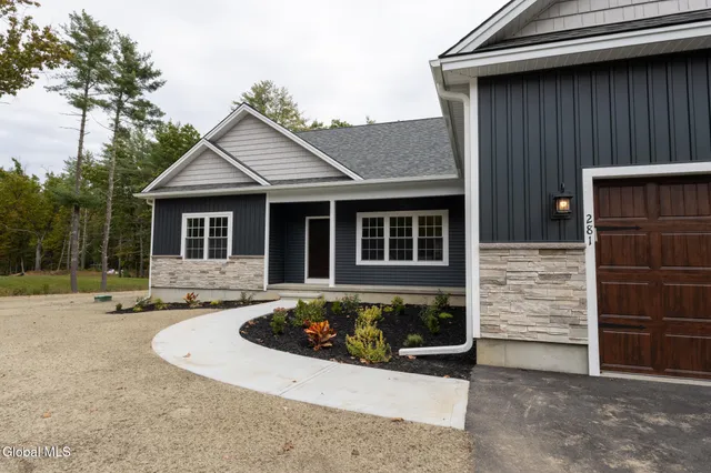 $724,900 | 281 Edie Road, Saratoga Springs, NY 12866