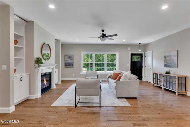 $724,900 | 281 Edie Road, Saratoga Springs, NY 12866