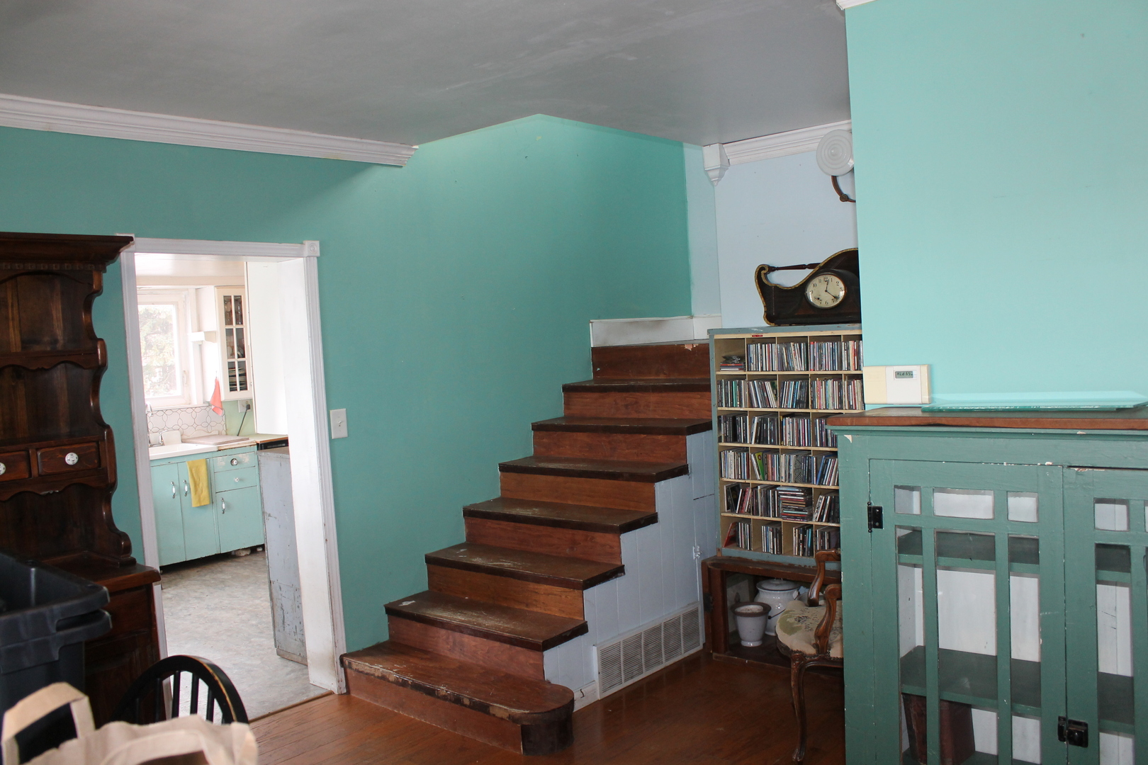 16038 Quigley Road Sycamore, IL 60178 - Photo 27 of 42 a view of entryway with stairs