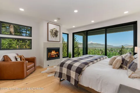 $7,750,000 | 785 Snow King Drive, Jackson, WY 83001
