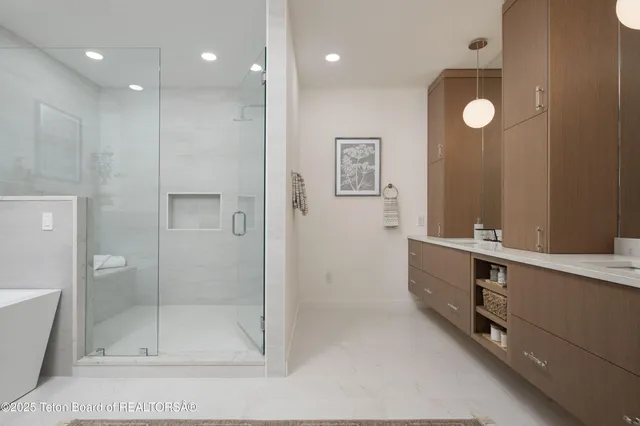 $7,750,000 | 785 Snow King Drive, Jackson, WY 83001