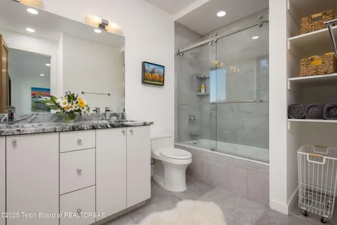 $7,750,000 | 785 Snow King Drive, Jackson, WY 83001