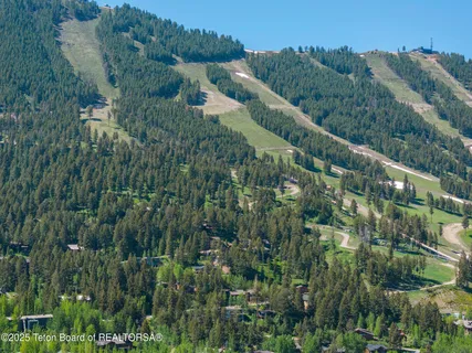 $7,750,000 | 785 Snow King Drive, Jackson, WY 83001