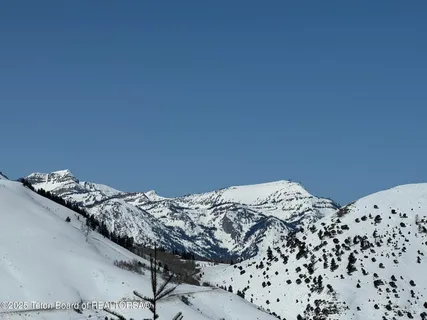 $7,750,000 | 785 Snow King Drive, Jackson, WY 83001