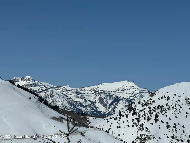 $7,750,000 | 785 Snow King Drive, Jackson, WY 83001