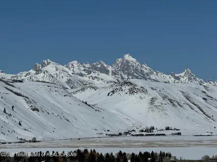 $7,750,000 | 785 Snow King Drive, Jackson, WY 83001