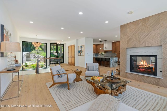 $7,750,000 | 785 Snow King Drive, Jackson, WY 83001