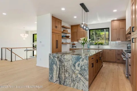 $7,750,000 | 785 Snow King Drive, Jackson, WY 83001