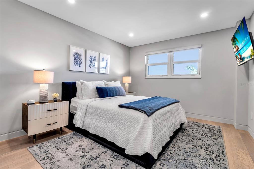 5740 Midnight Pass Road, Unit 403 Sarasota, FL 34242 - Photo 38 of 76