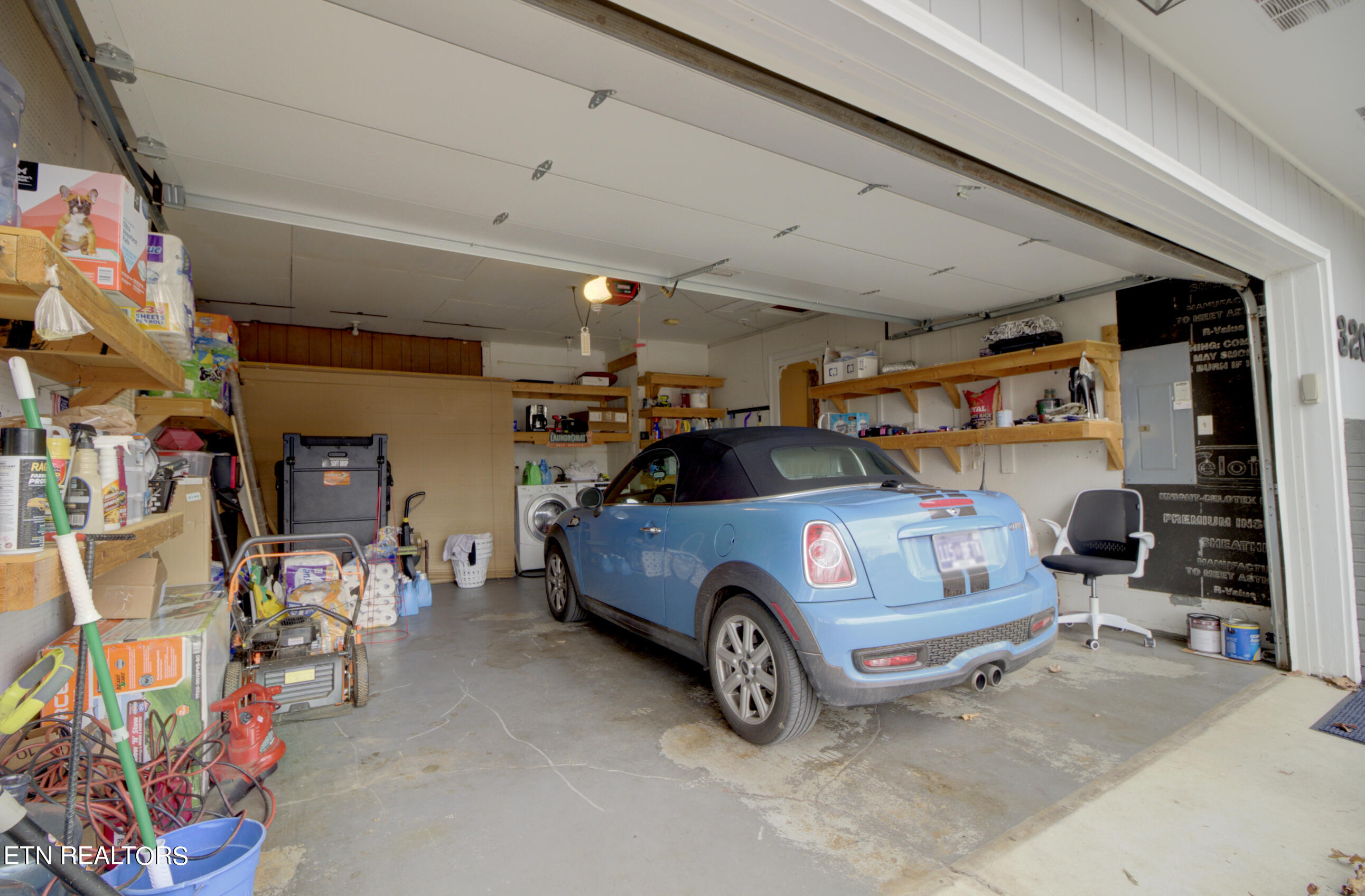 3209 Hazelwood Road Knoxville, TN 37921 - Photo 39 of 39 Two-Car Garage