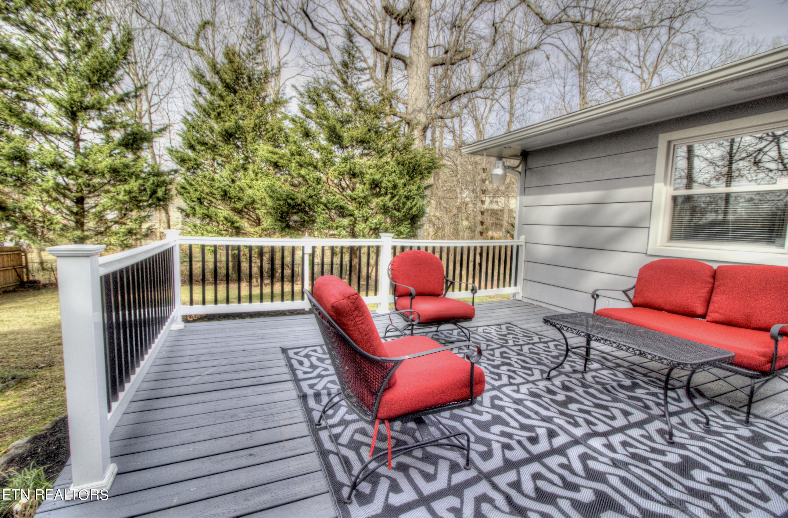 3209 Hazelwood Road Knoxville, TN 37921 - Photo 8 of 39 Deck