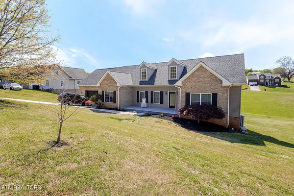 1774 Derby Downs Drive, Friendsville, TN 37737