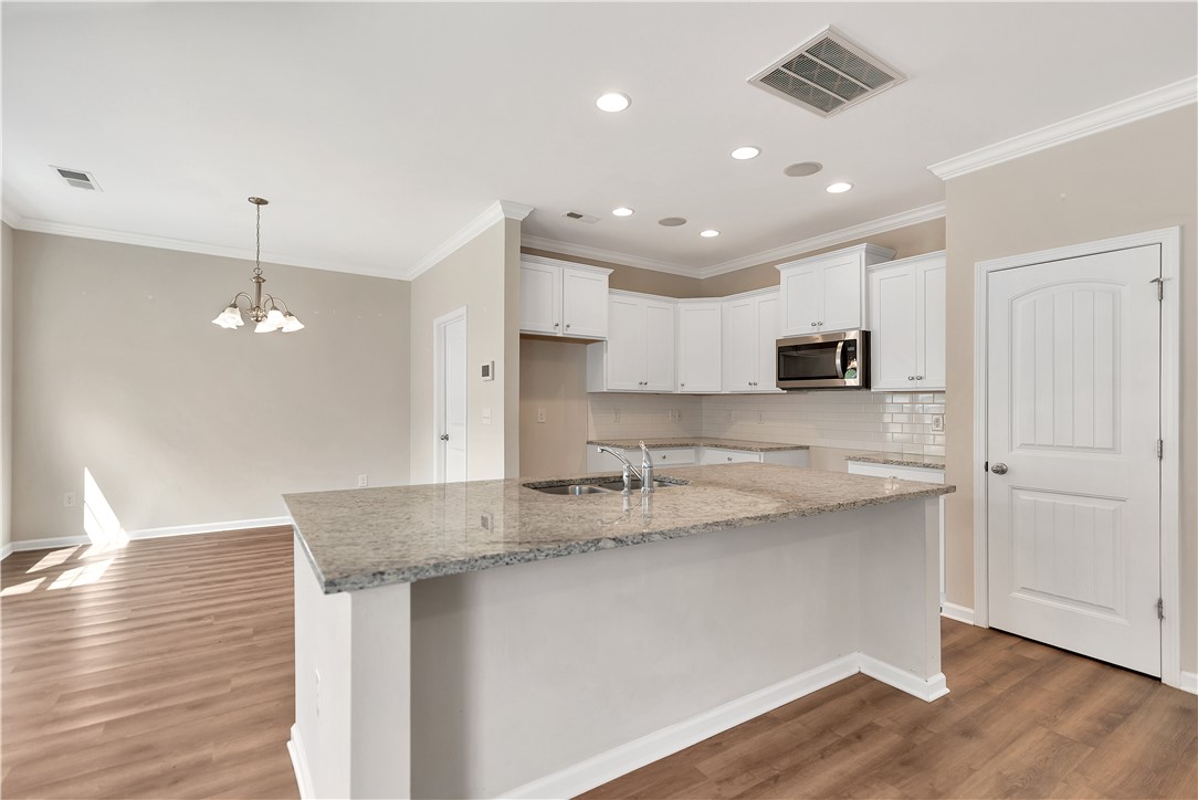 212 Carvel Trail Seneca, SC 29678 - Photo 9 of 37