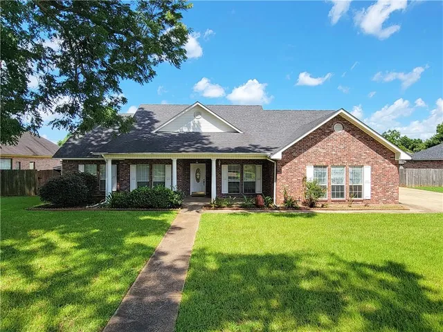 $339,000 | 833 Whitfield Drive, Natchitoches, LA 71457