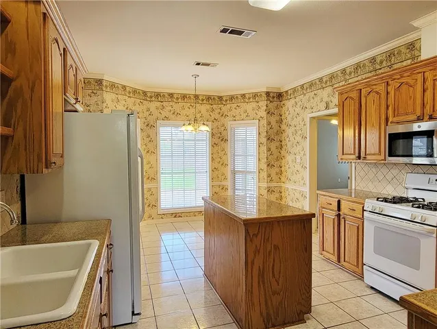 $339,000 | 833 Whitfield Drive, Natchitoches, LA 71457