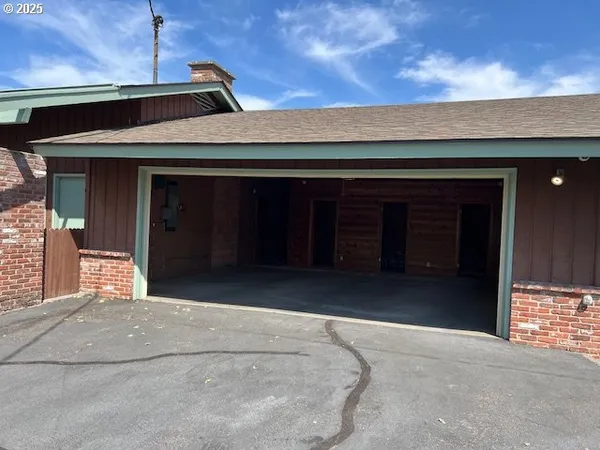 $775,000 | 115 West Scenic Drive, The Dalles, OR 97058