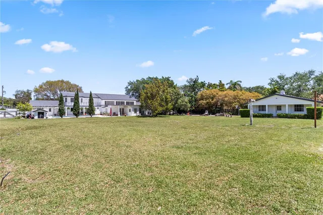 $4,500,000 | 8350 Southwest 98th Street, Miami, FL 33156