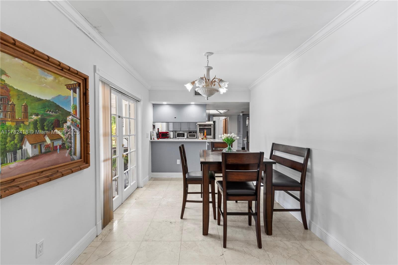 8350 Southwest 98th Street Miami, FL 33156 - Photo 10 of 67