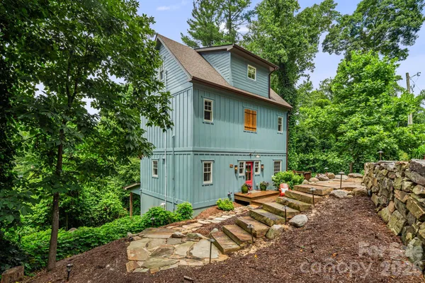 $599,000 | 195 Jordan Street, Hendersonville, NC 28739