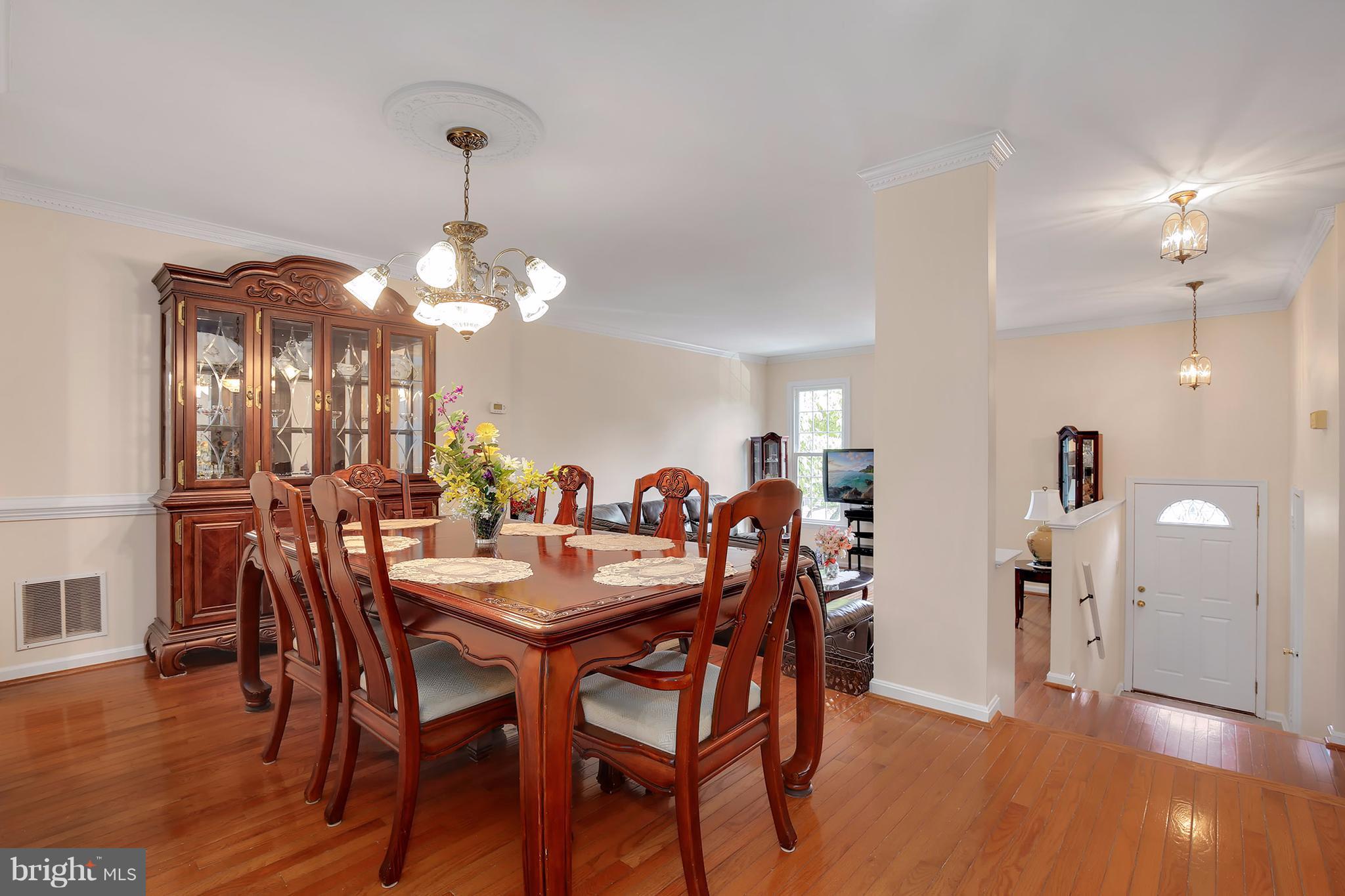 14216 Catamount Court Silver Spring, MD 20906 - Photo 19 of 30 Dining Room