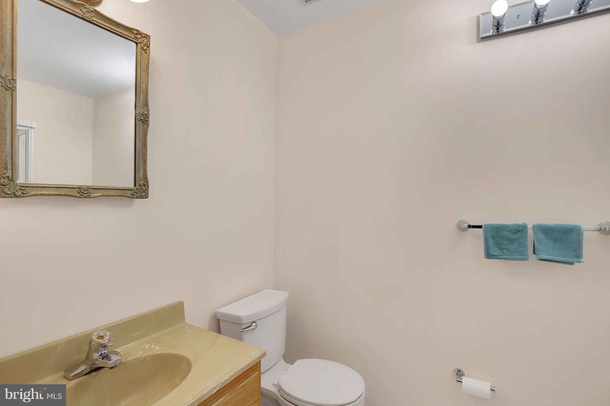 14216 Catamount Court Silver Spring, MD 20906 - Photo 6 of 30 Bath